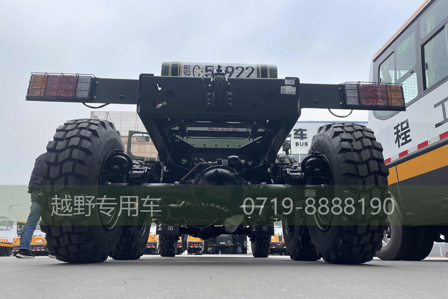 分时六驱,东风尖头卡红桃国际
,六驱长头红桃国际底盘