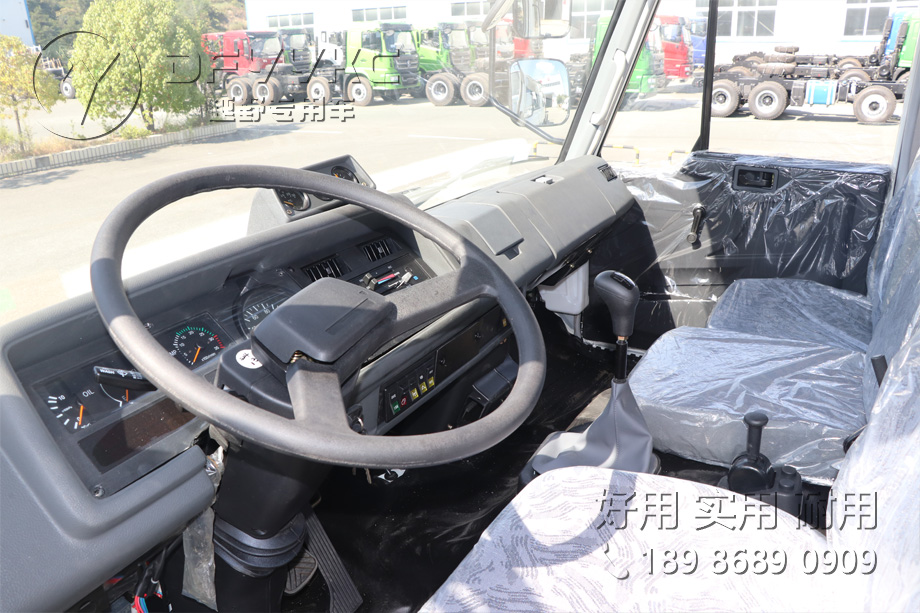 春风红桃国际卡红桃国际
,春风红桃国际
底盘,红桃国际底盘,EQ2070底盘