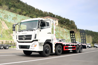 30吨8×4重型平板红桃国际
_350马力特种运输红桃国际
_前双5吨后双10吨改装挖机板