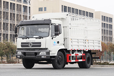 210马力春风4×2仓栏运输红桃国际
_5.2米8吨中型仓栅红桃国际
_高栏鹅颈式物流货运
